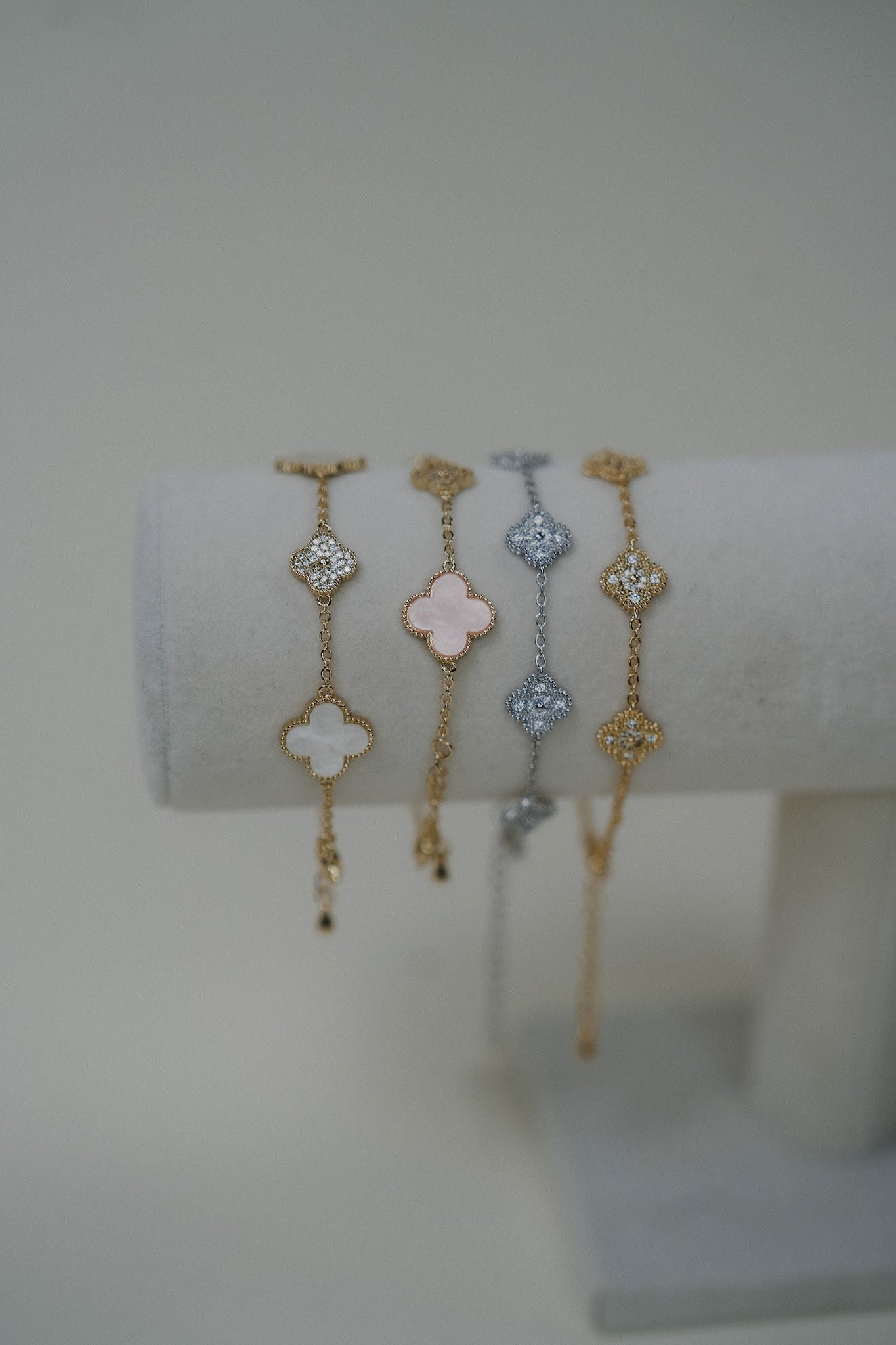 Dainty clover bracelet