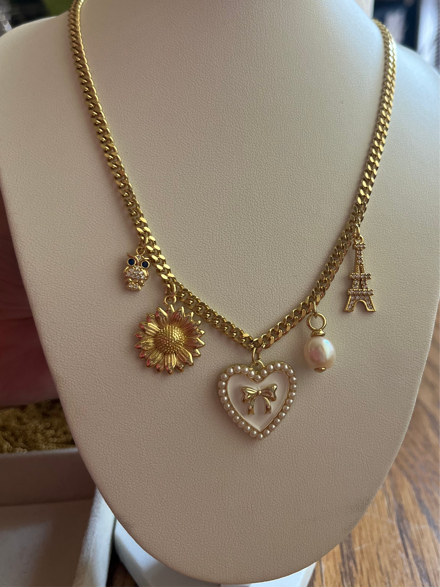 Dreamy charm necklace
