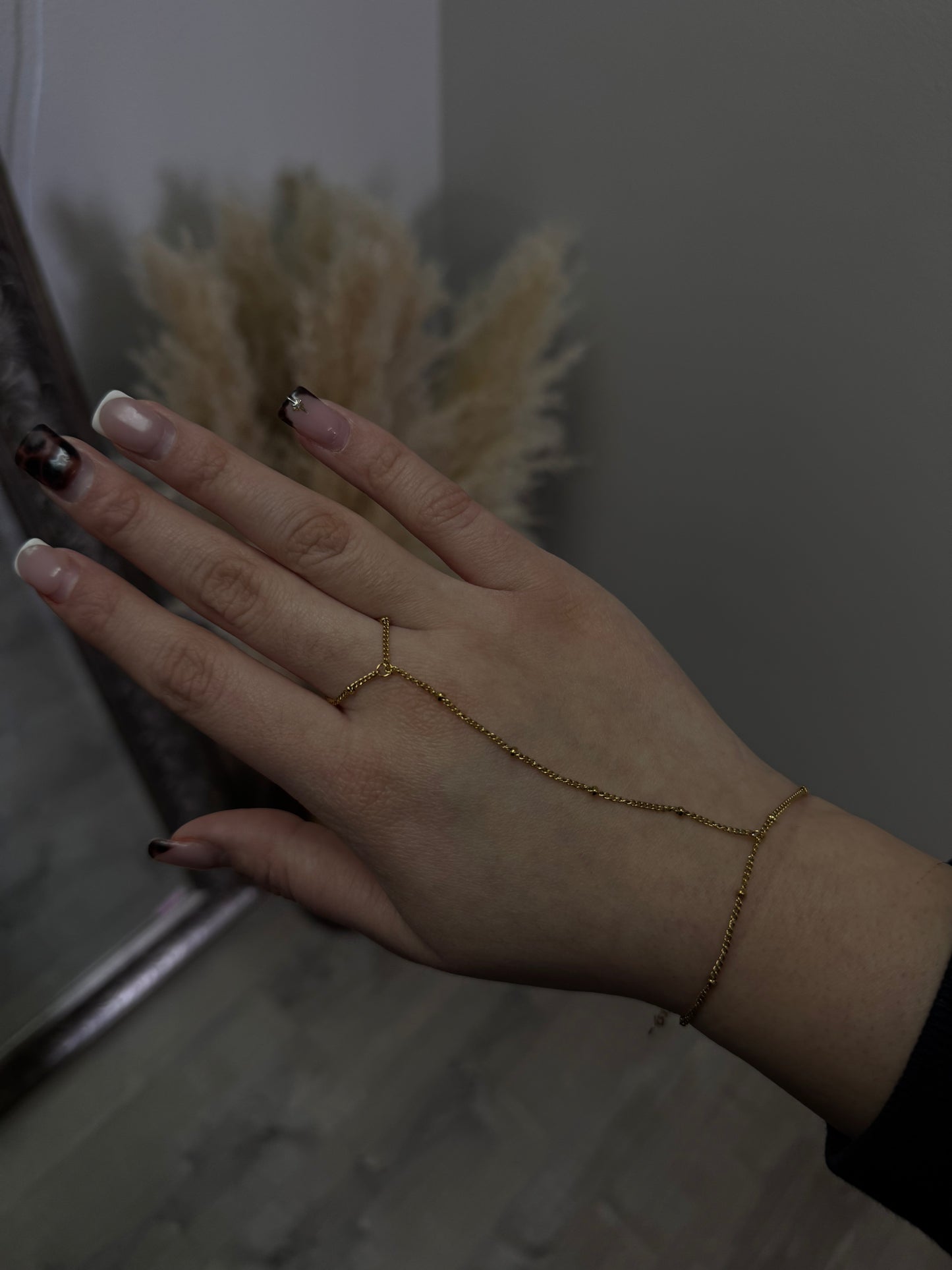 Hand chain